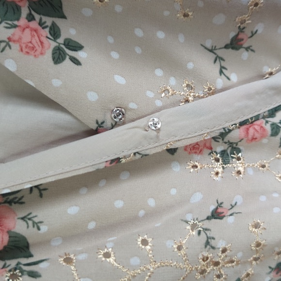 Embroidered Floral Button Detail Wrap Dress - Picture 6 of 12